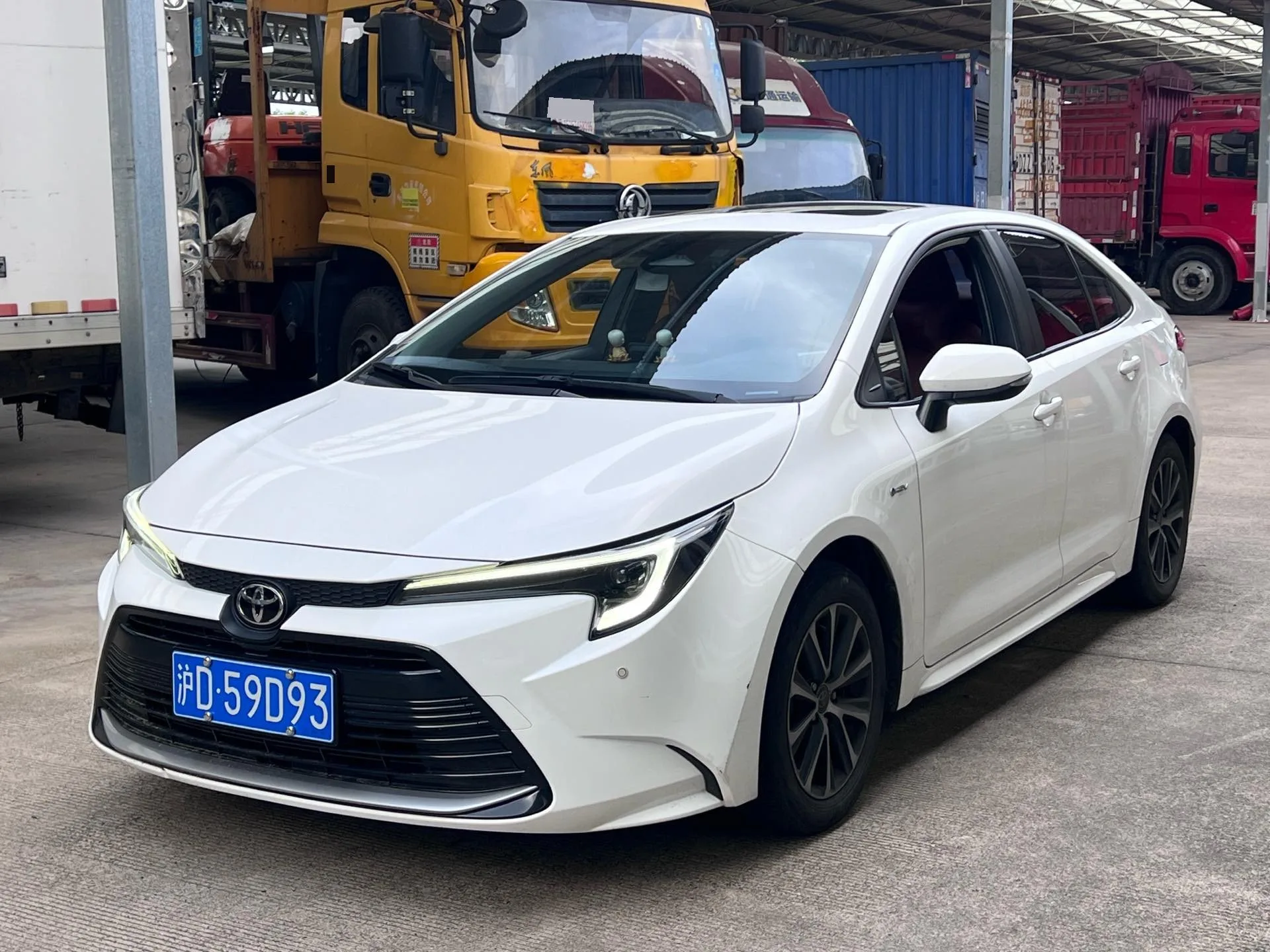 Toyota 2024 Corolla Hybrid 1.8 CVT Intelligent Electric Hybrid Luxury Edition Automatic Transmission