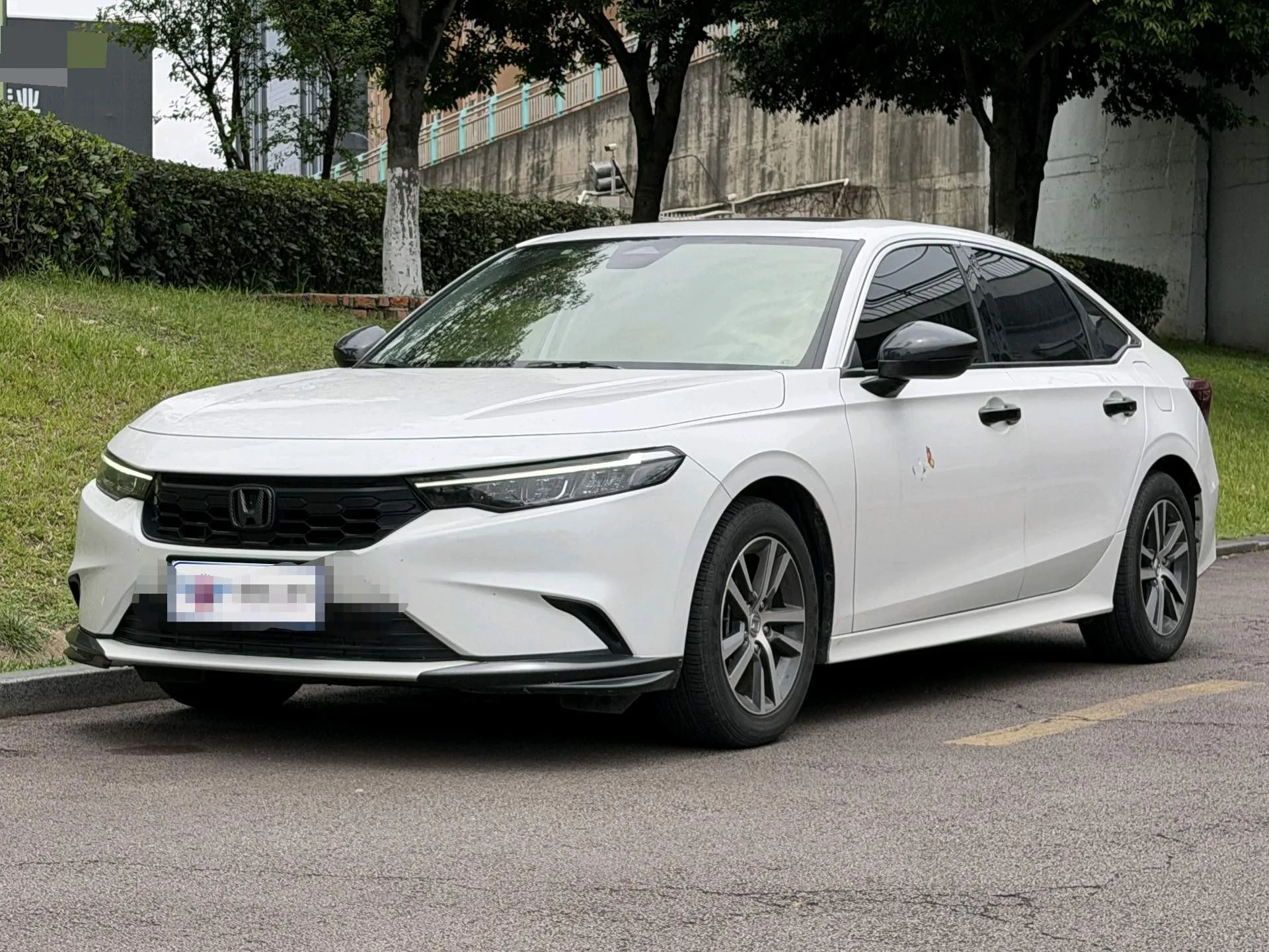 Honda 2023 Stylish 1.5T CVT 240TURBO Tech Edition Automatic