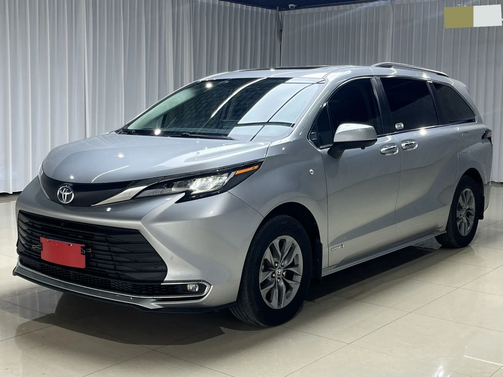 Toyota Sienna (Imported) 2021 Model Year Sienna 2.5 CVT Automatic Transmission