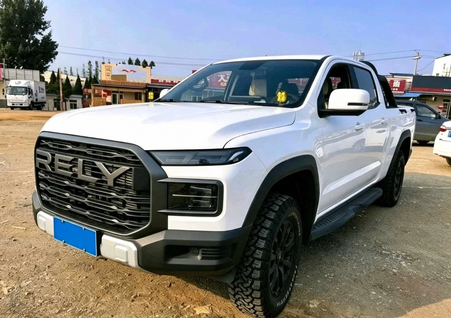 Rely 2025 R08 2.3T Diesel Long Box Tracking Edition Automatic Transmission