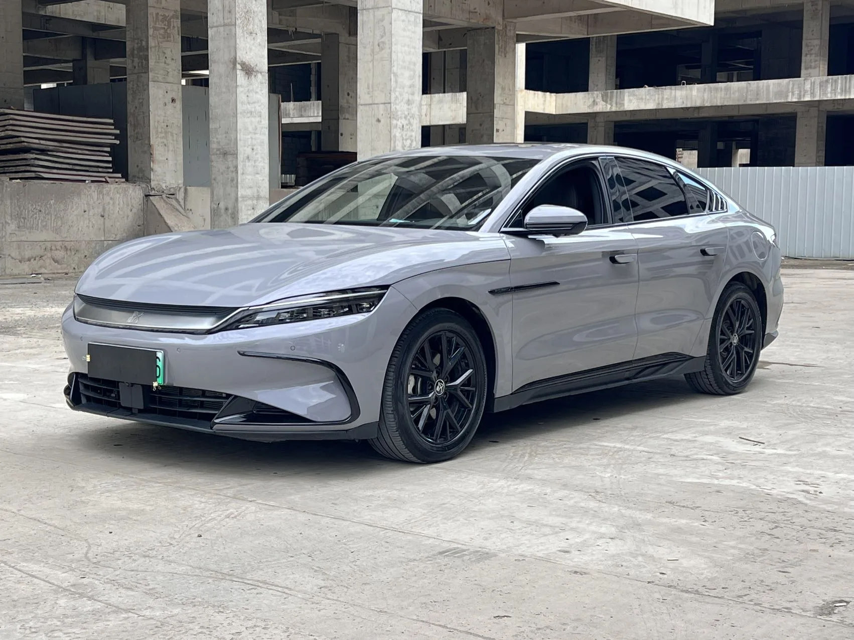 BYD 2025 Han DM-i 1.5T CVT Elite Automatic