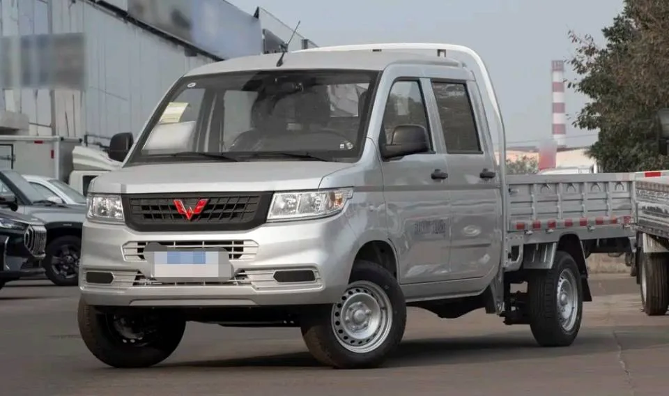 Wuling 2023 Rongguang New Card 1.5 Double Cab Extended Version Base Model, Manual Transmission