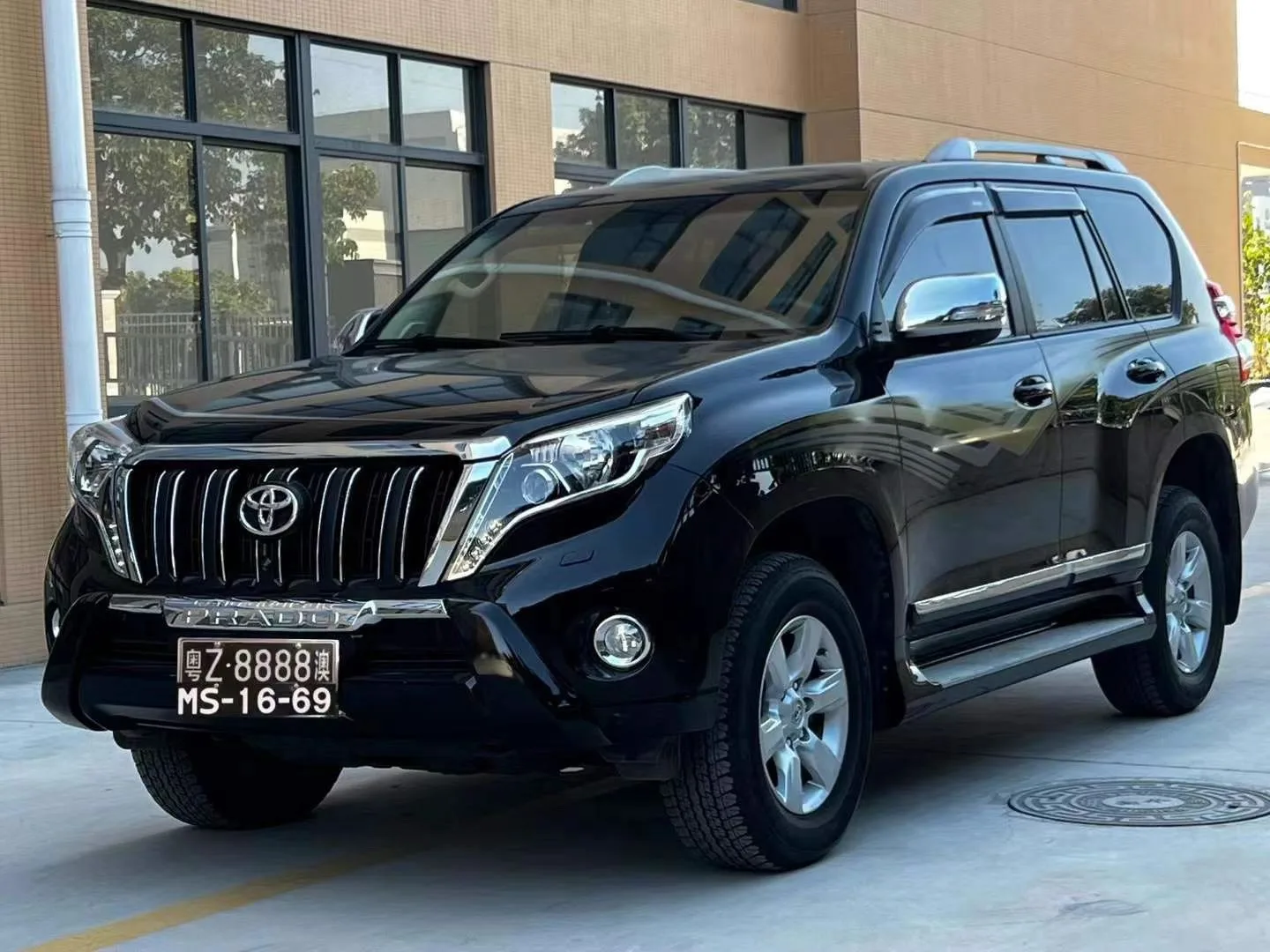 2014 Prado (Imported) 2.7L Automatic Luxury Edition