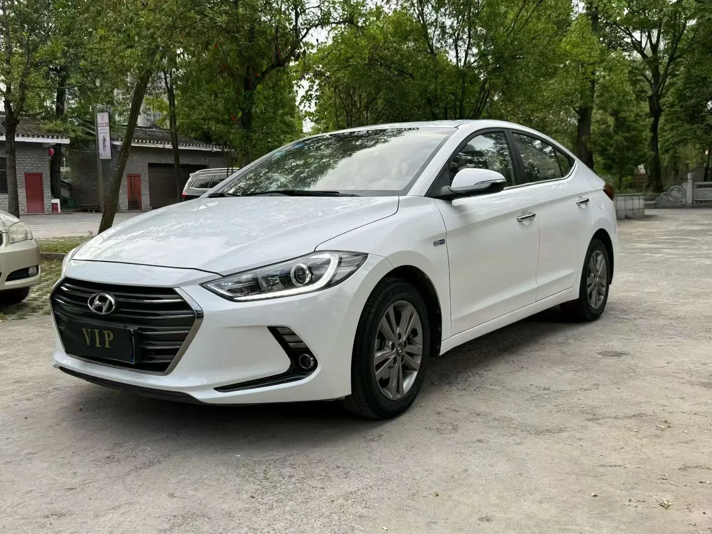 Hyundai Elantra 2016 1.4T Dual-Clutch Dynamic Elite Edition