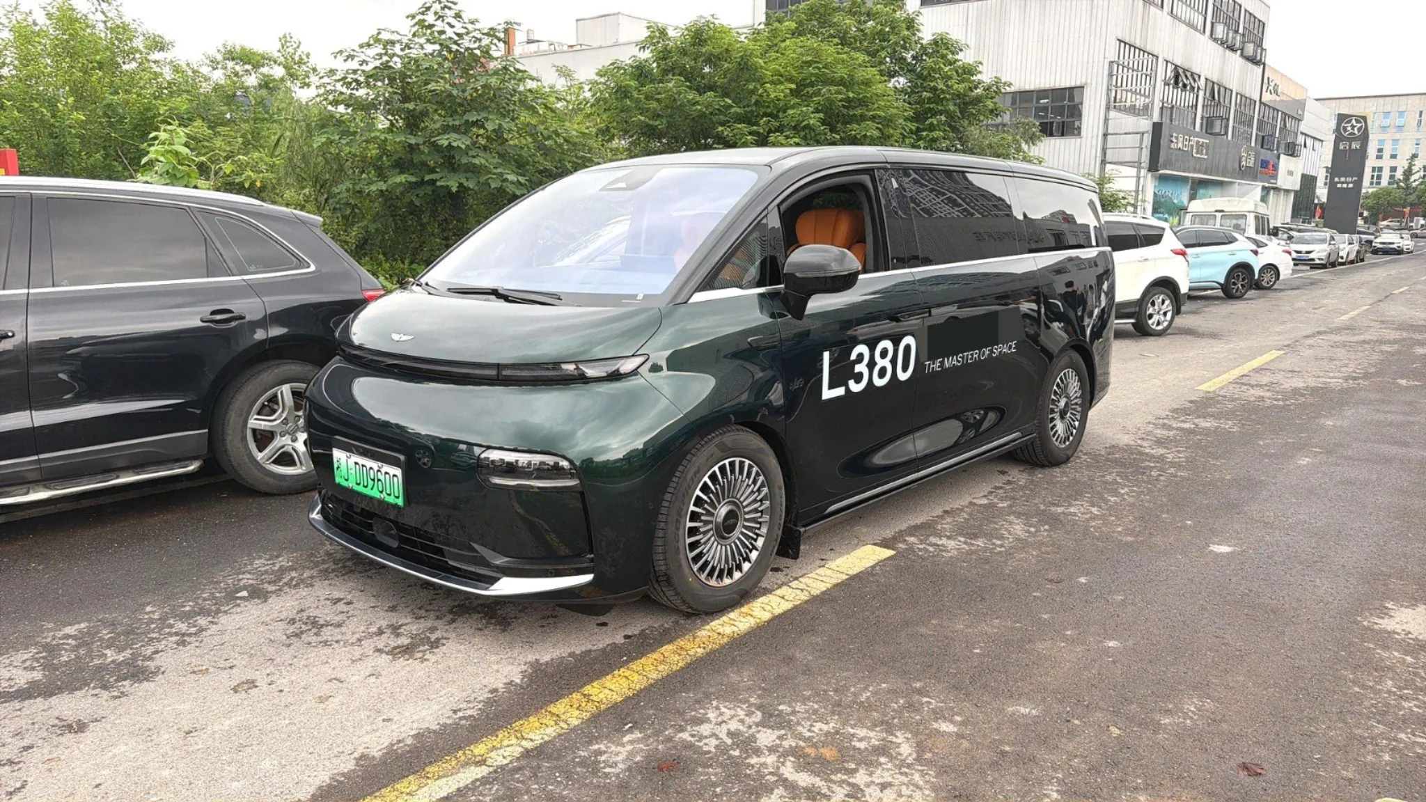 L380 2024 Model, 140-degree, 6-seater, 4WD Ultra