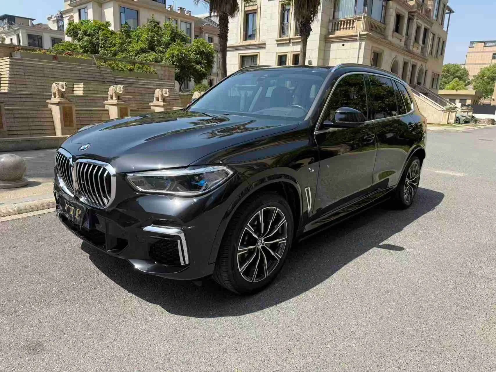 BMW X5 2022 xDrive 30Li Luxury M Sport Package