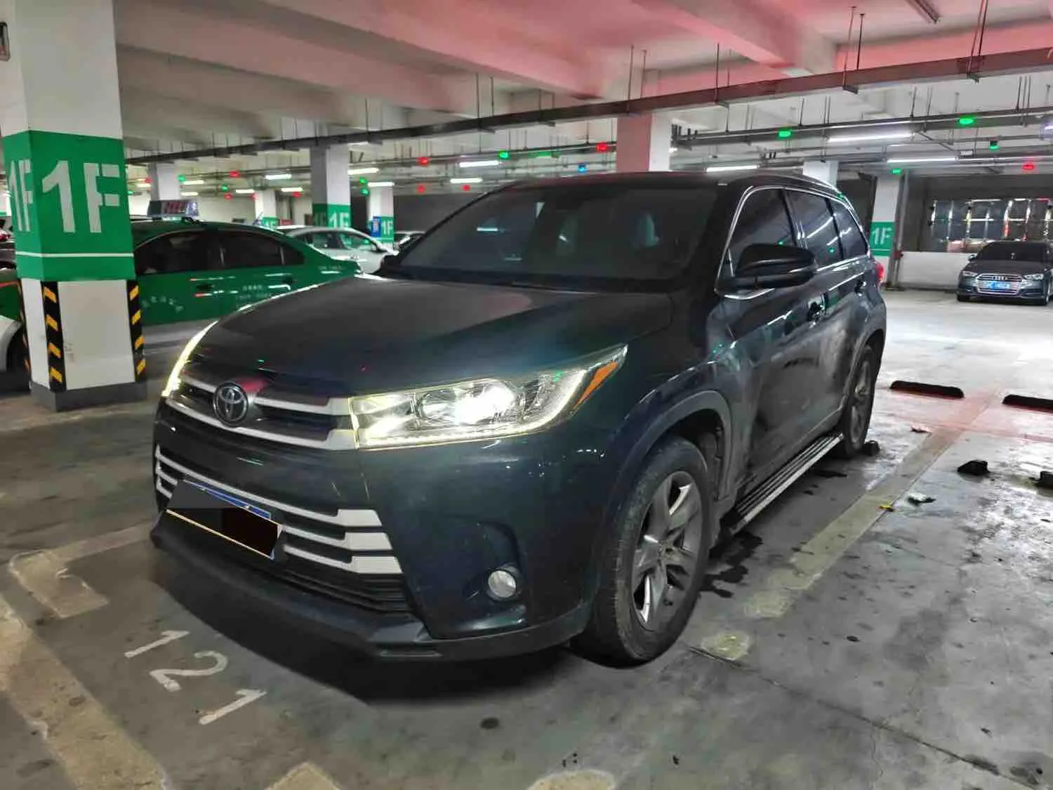 2021 Toyota Highlander 2.0T AWD Luxury 7-seater