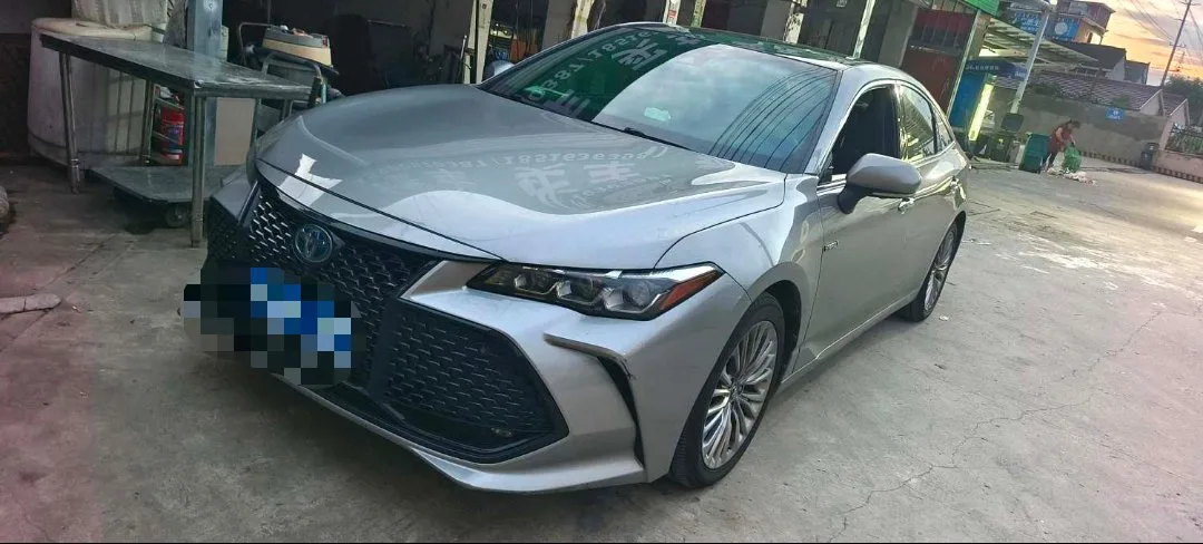 2019 Toyota Avalon Hybrid 2.5L XLE Premium Edition (National V Emission Standard)