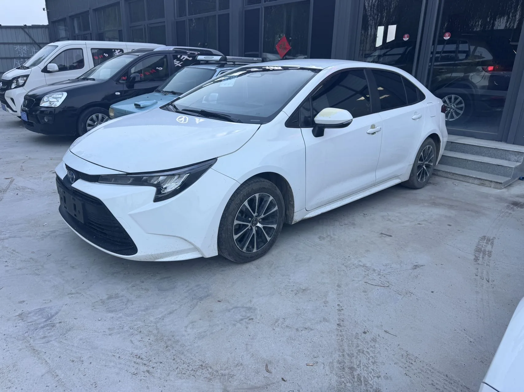 Toyota 2023 Corolla Hybrid 1.8 CVT Intelligent Electric Hybrid Luxury Edition Automatic Transmission