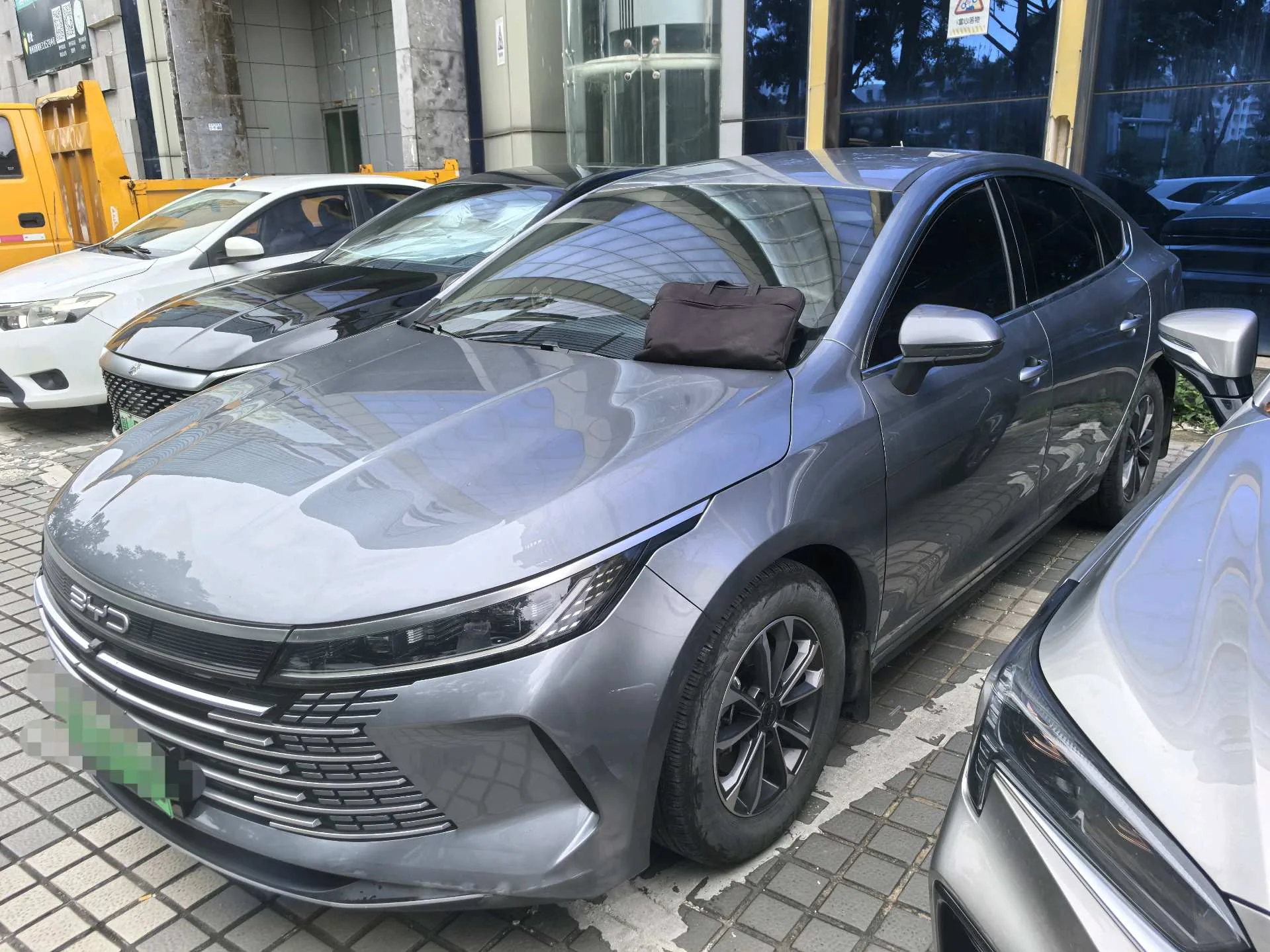 BYD 2024 Destroyer 05 DM-i 1.5 CVT Glory Edition 55KM Luxury Automatic