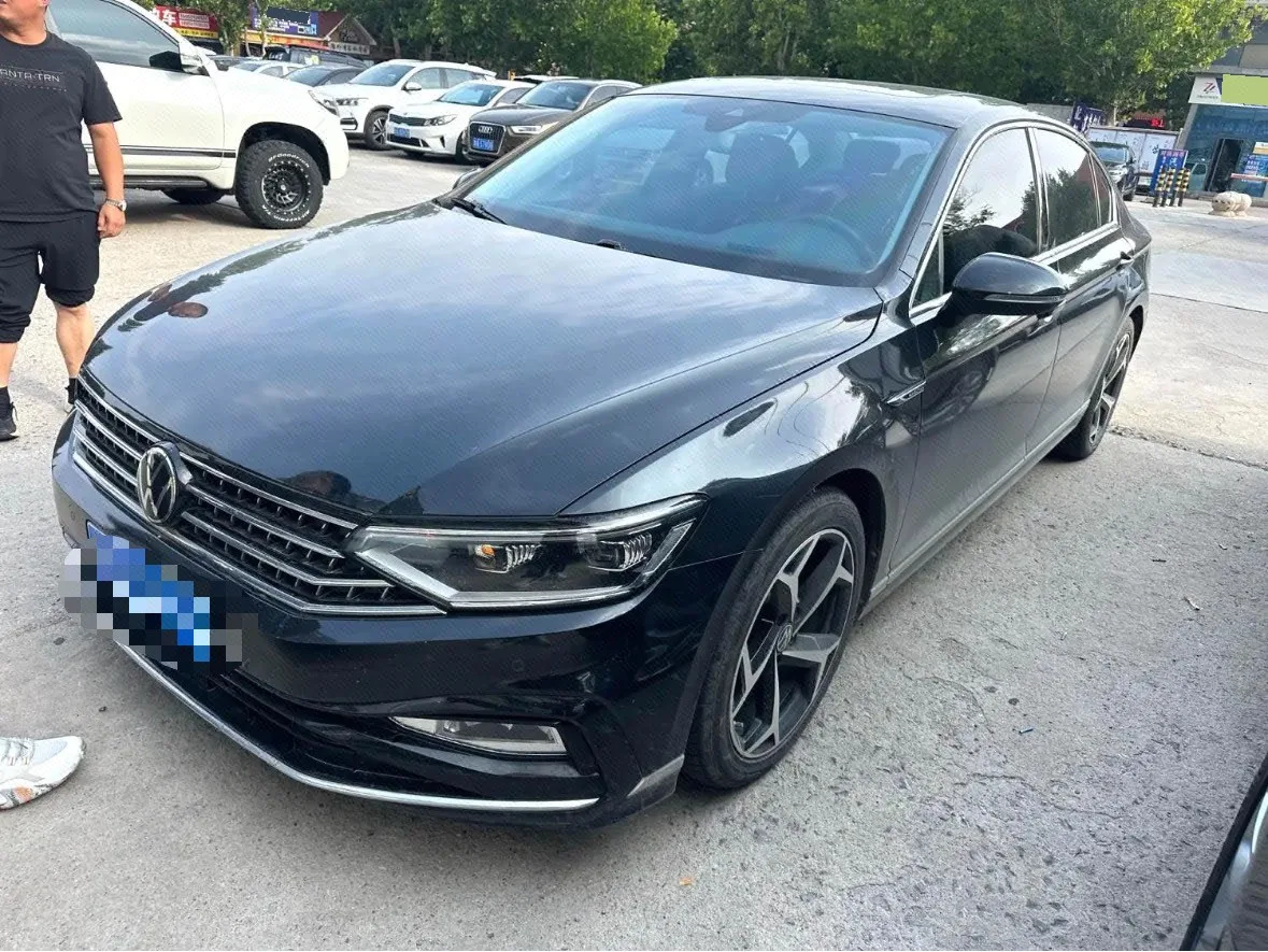 2022 Volkswagen Passat 330TSI DSG Basic Model