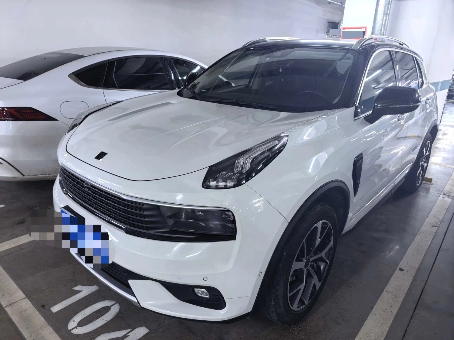 Lynk & Co 01 2017 Model Year 2.0T AWD Limited Edition