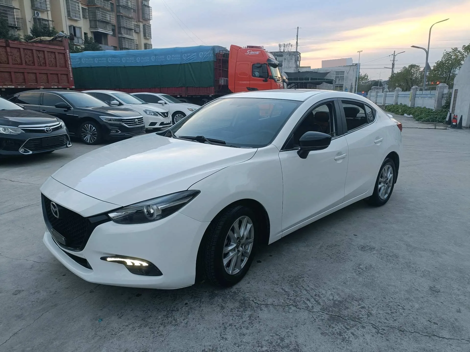 Mazda3 Axela 2019 Cloud Control Edition Sedan 1.5L Automatic Luxury Model (National V Emission Standard)