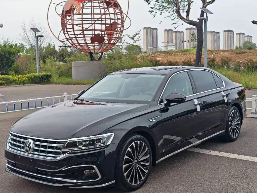 Phideon 2021 380TSI Premium Edition