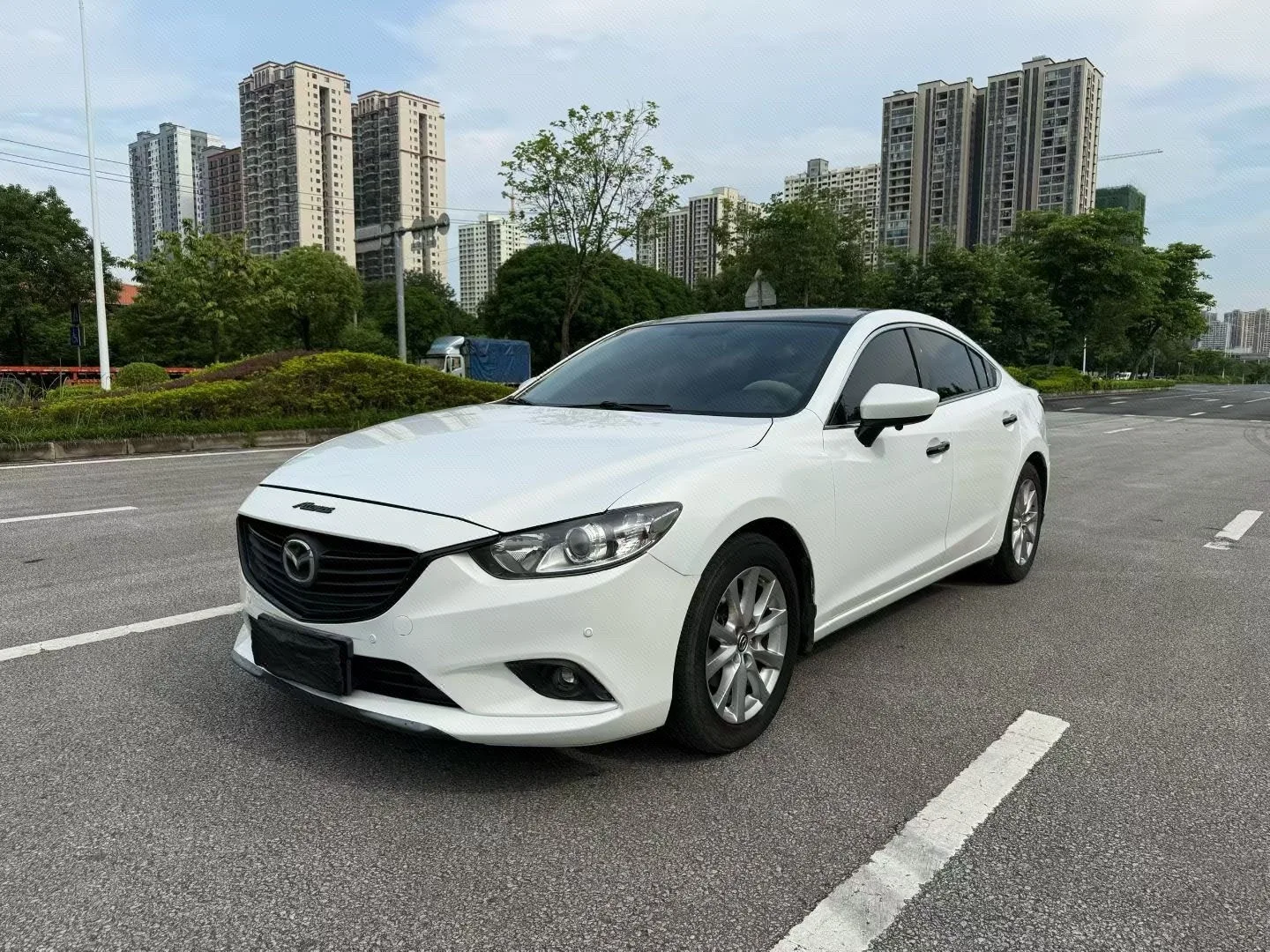 Mazda6 Atenza 2015 2.0L Blue Sky Luxury Edition