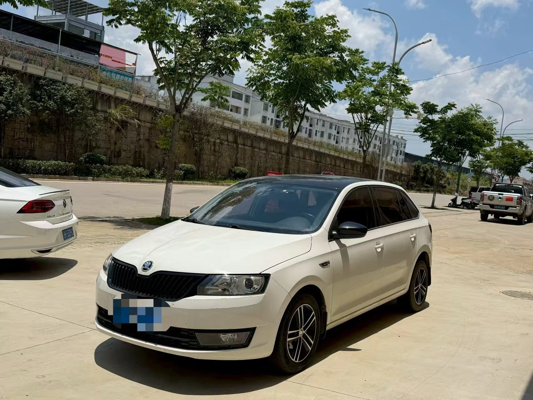 Rapid 2016 1.6L Automatic Comfort Edition
