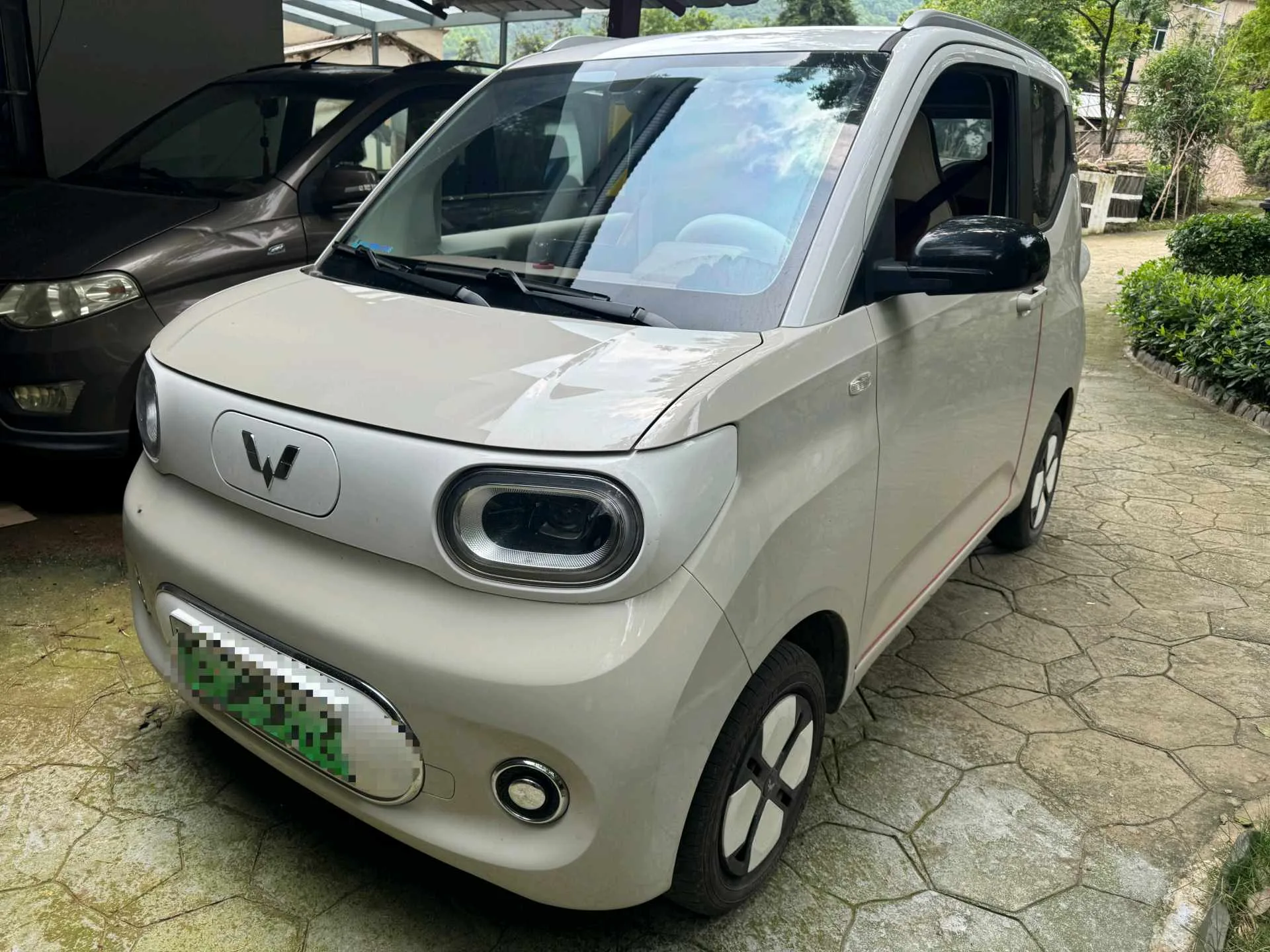 Hongguang MINIEV 2024 Macaron Model, 215km