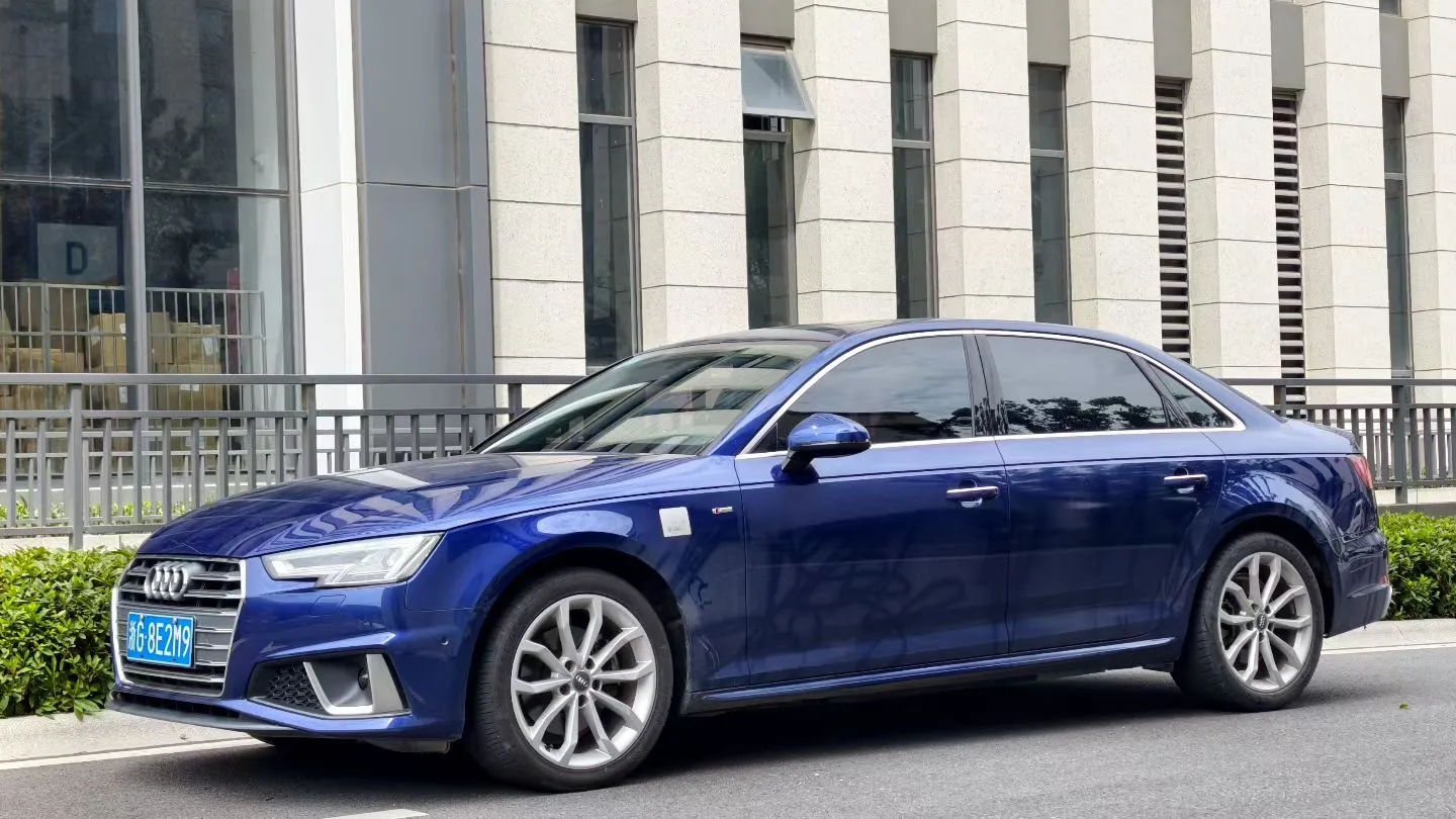 Audi A4L 2019 40 TFSI Fashion Edition (China VI Emission Standard)