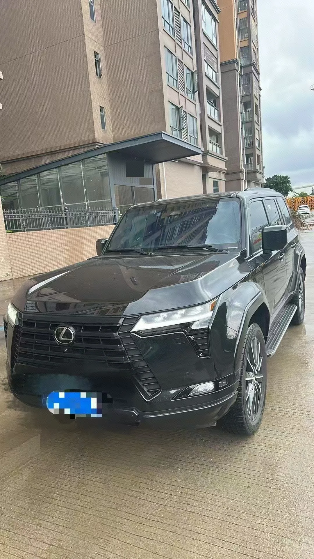 2024 Lexus GX Summit Edition