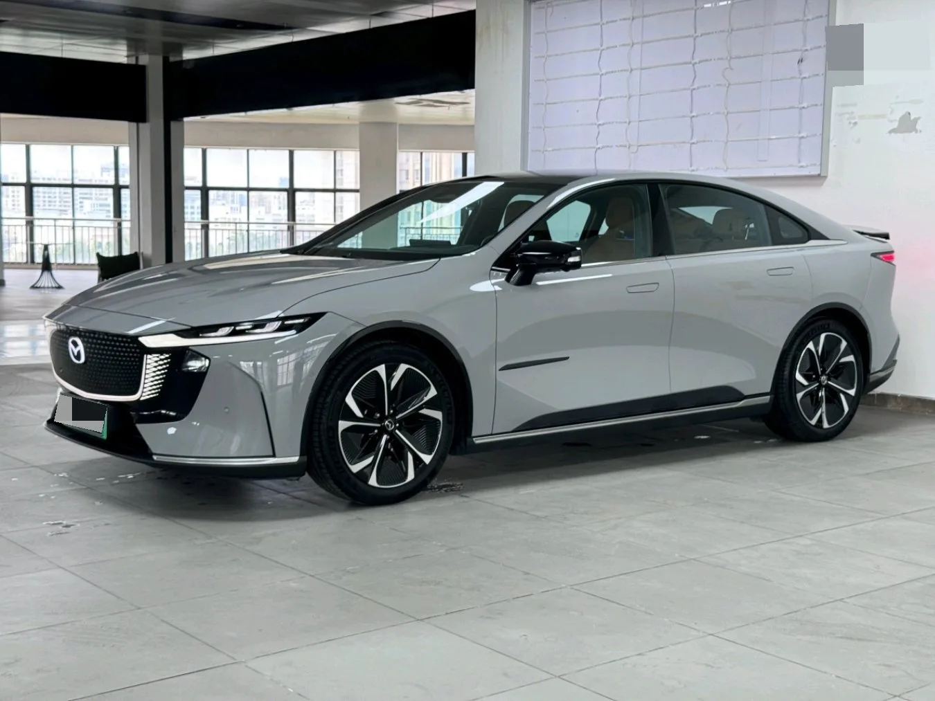 Mazda НО-6 2024 Чистый Электрический Высокоспециализированные