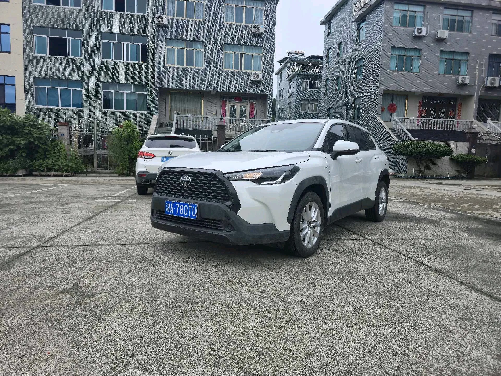 Toyota 2024 Corolla Hybrid 2.0L CVT Intelligent Electric Hybrid Pioneer Edition Automatic Transmission
