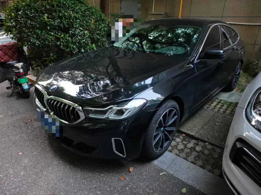 2021 BMW 6 Series GT 630i Luxury Design Package