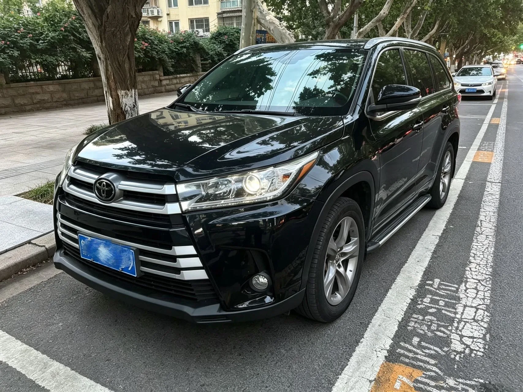 2021 Toyota Highlander 2.0T AWD Luxury 7-seater