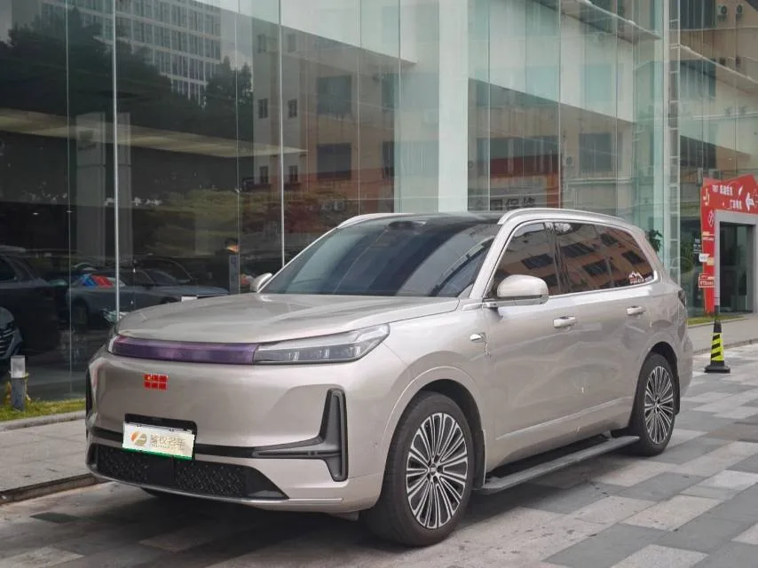Geely Galaxy 2025 M9 1.5T 210km/h 4WD Navigator Edition Automatic Transmission