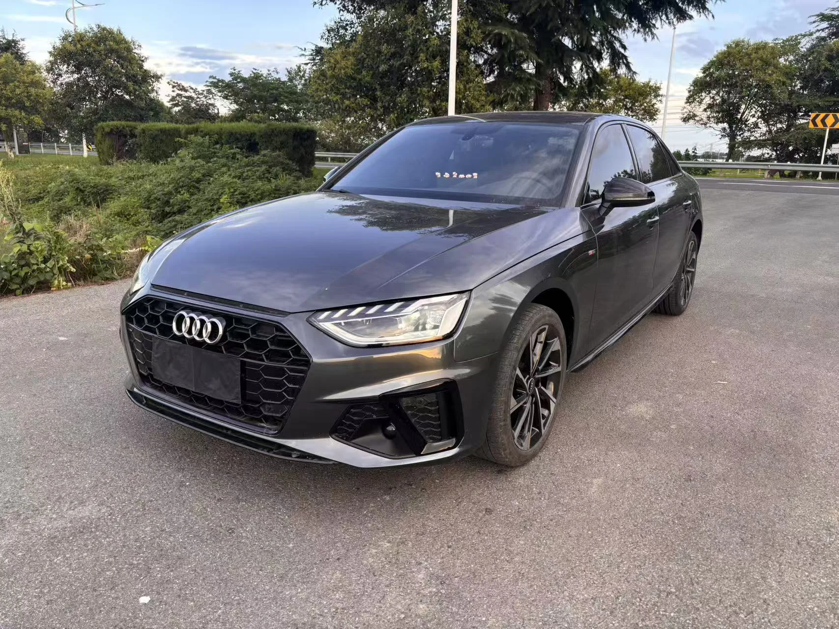 Audi A4L 2023 40 TFSI Luxury Dynamic
