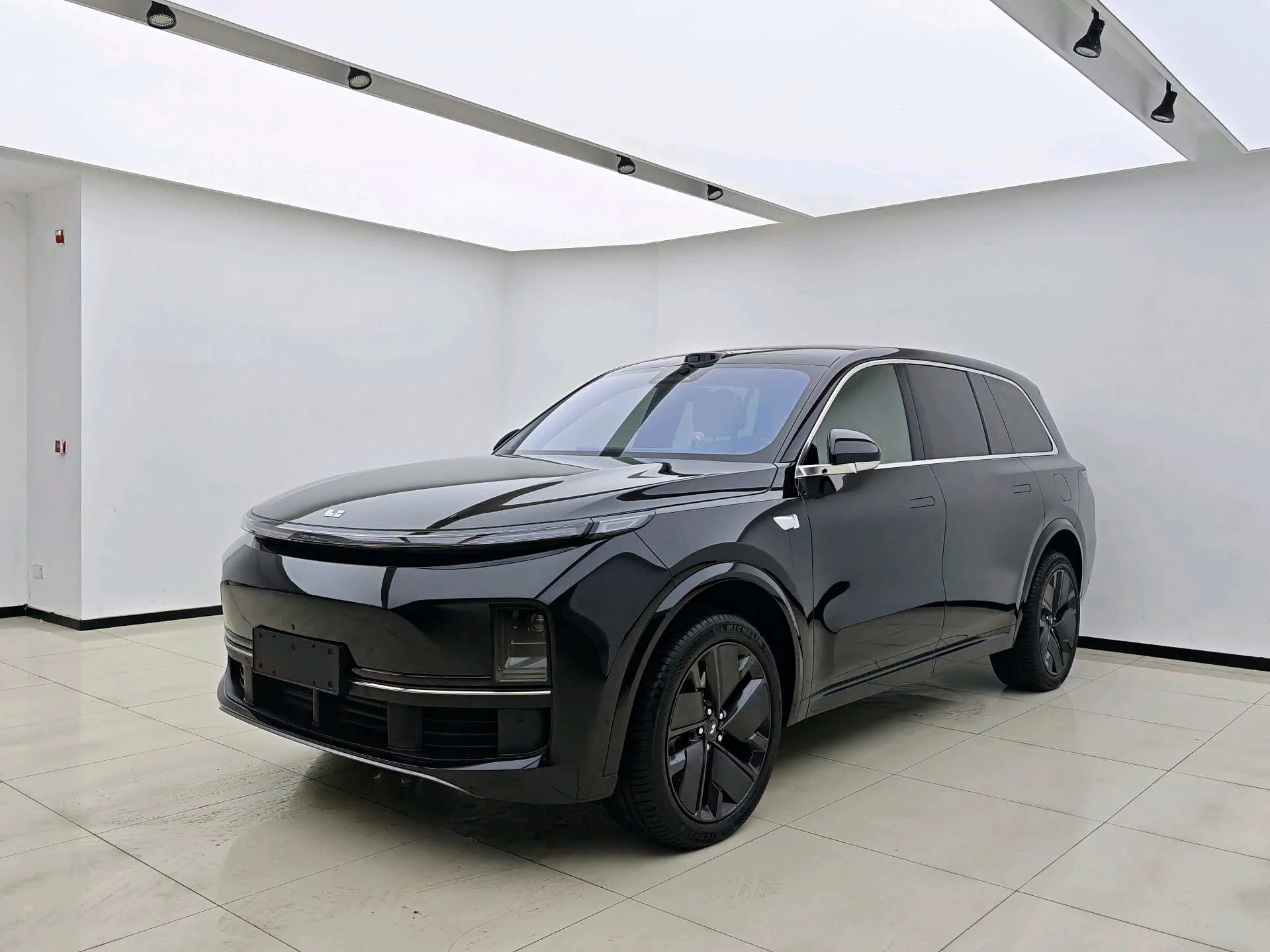 Li Auto 2025 L9 Pro Smart Refresh Edition, Automatic Transmission