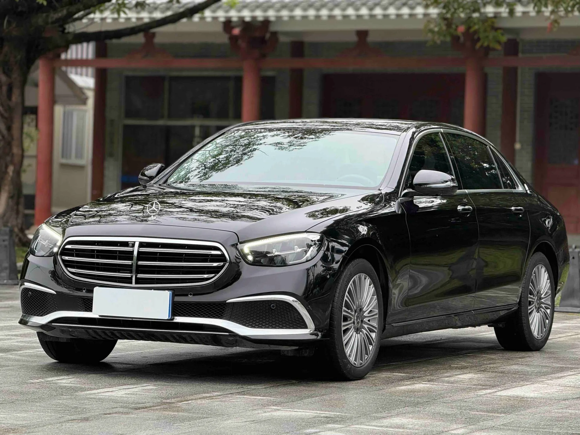 Mercedes-Benz E-Class 2023 E 300 L Luxury