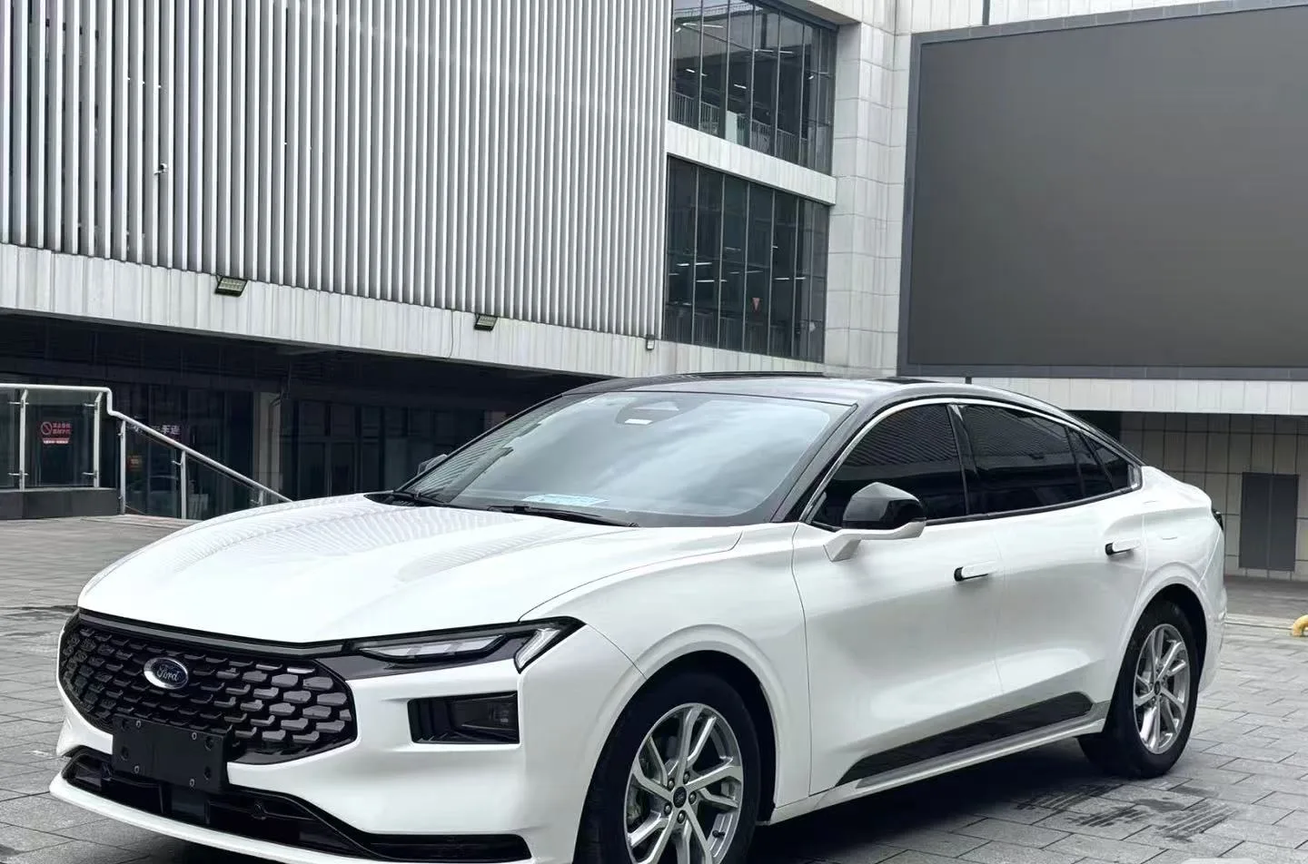 2022 Ford Mondeo EcoBoost 245 ST-Line