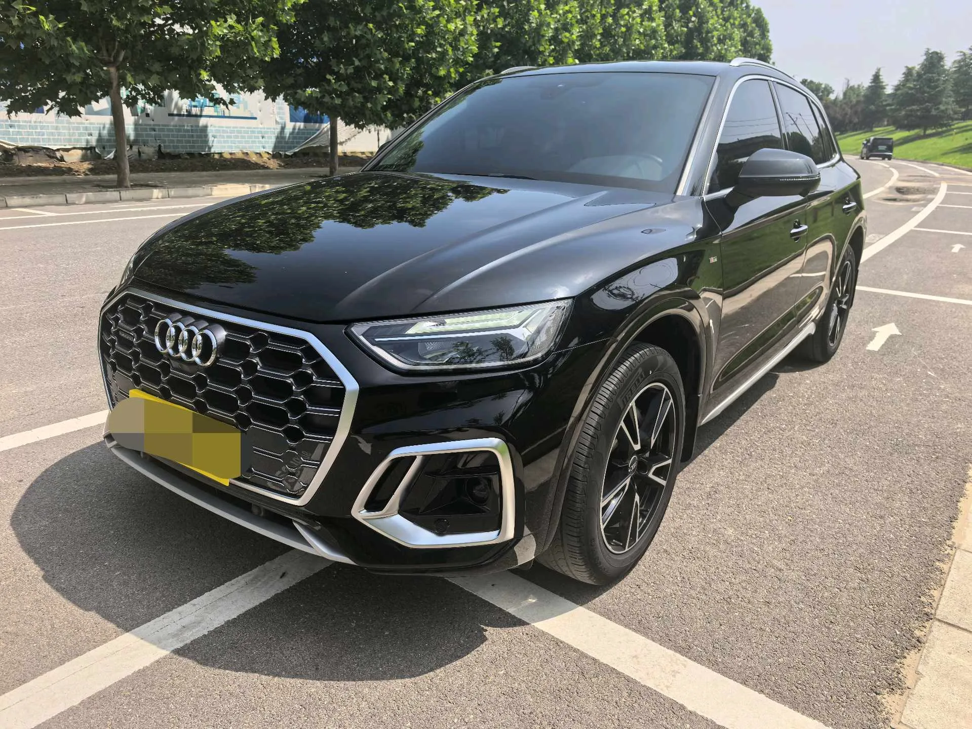 Audi 2024 Q5L 2.0TFSI 40TFSI Fashion Dynamic Automatic