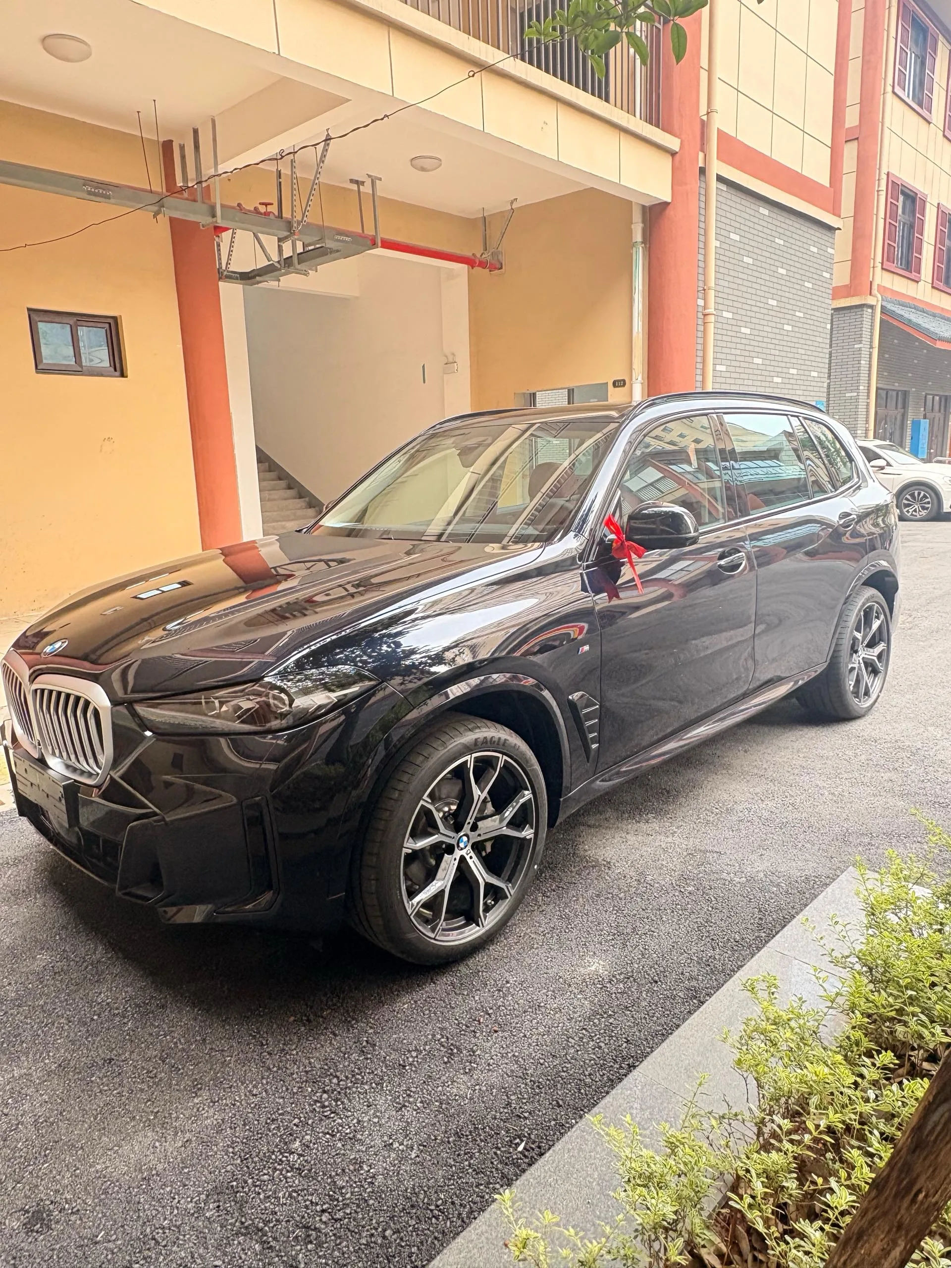 2026 BMW X5 xDrive30Li 48V 2.0T M Sport Shadow Edition Automatic