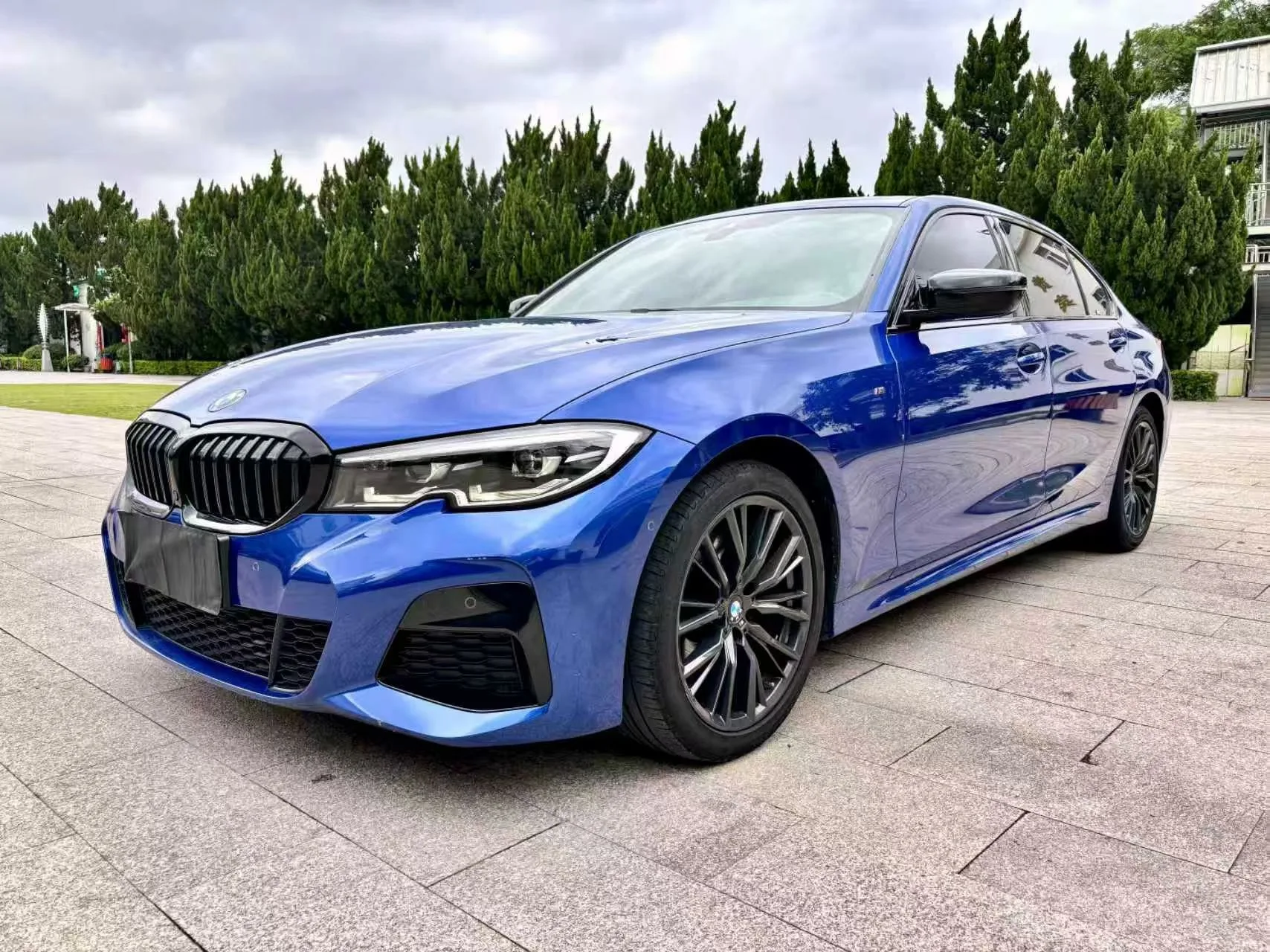 2020 BMW 3 Series 325Li M Sport Shadow Edition