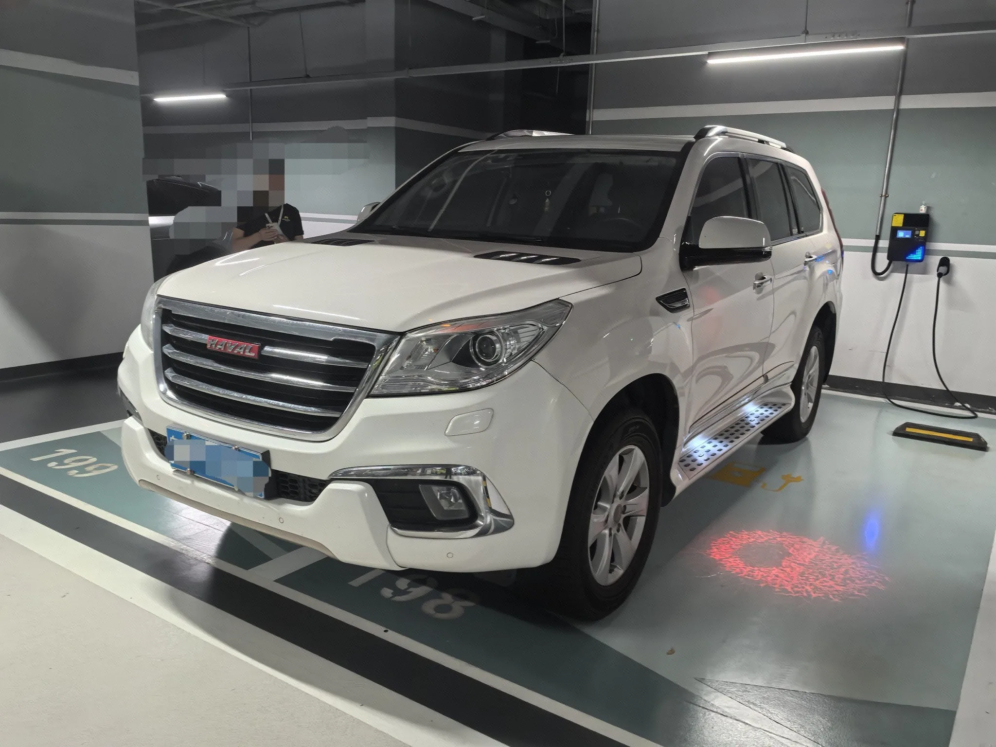 Haval H9 2015 2.0T 4WD Luxury 7-Seater