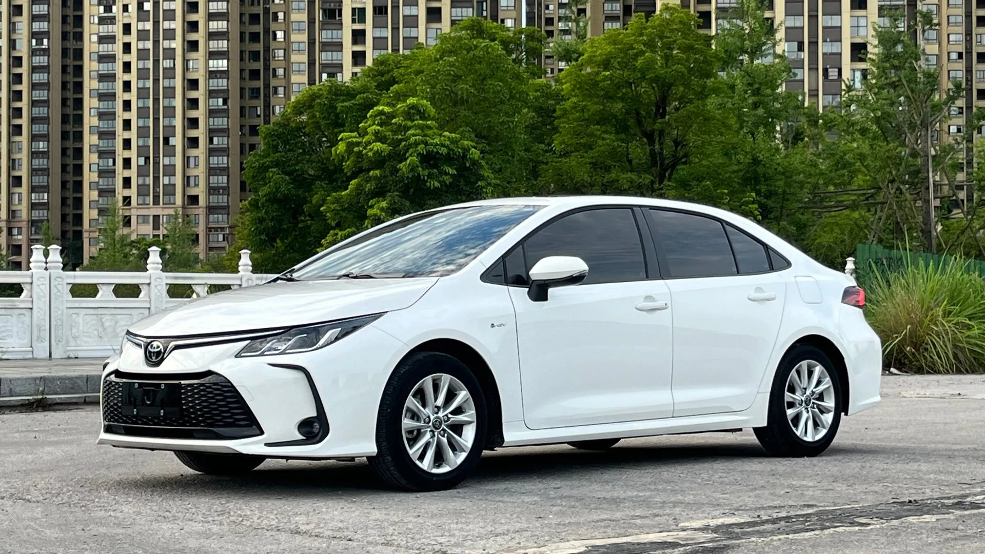 Toyota 2024 Corolla Hybrid 1.8 CVT Intelligent Electric Hybrid Elite Edition Automatic Transmission