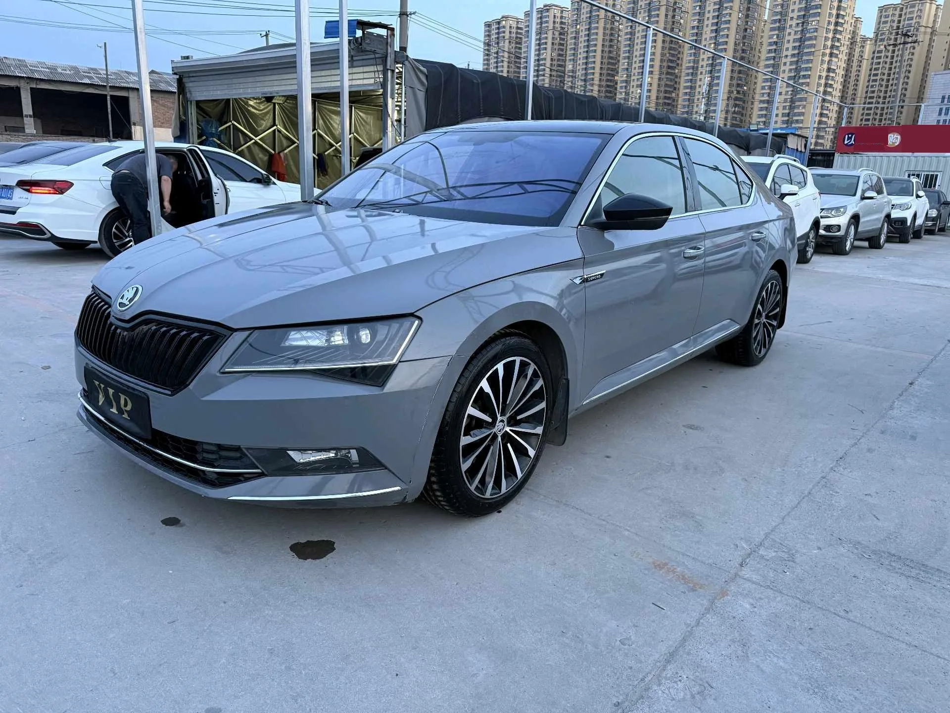Превосходно 2016 TSI330 DSG Умный Версия