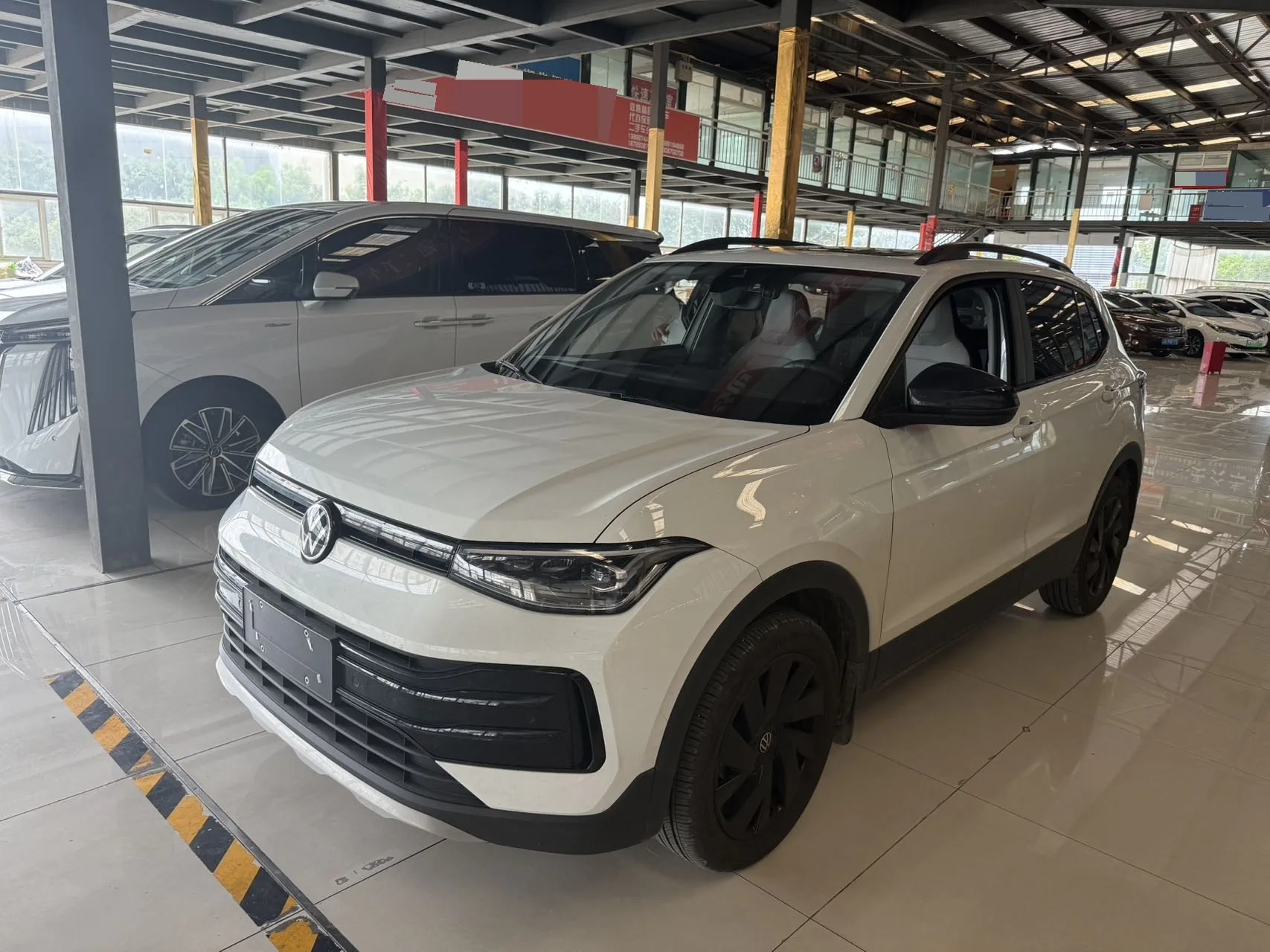 Volkswagen 2026 Touareg New Edge 1.5TSI 300TSI Sharp Edition Automatic Transmission