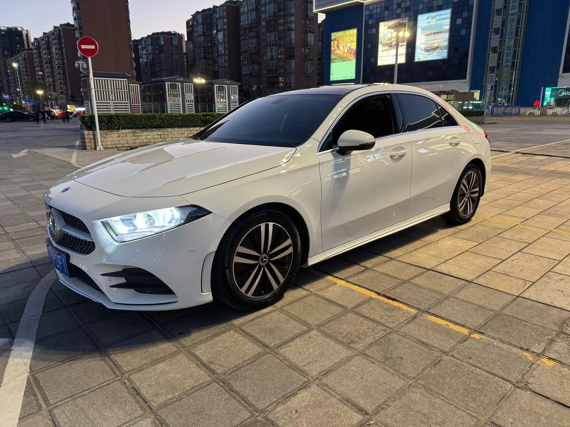 2019 Mercedes-Benz A-Class A 180 L Sport Sedan