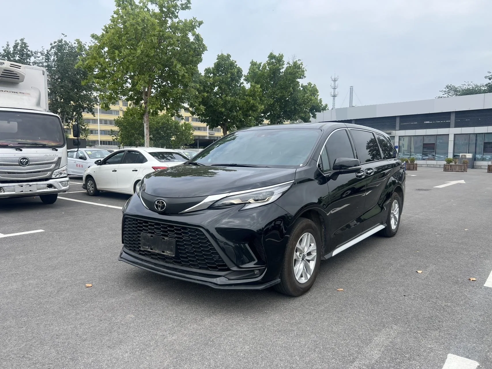 Toyota 2026 Grevia Hybrid 2.5 CVT Comfort Edition Automatic Transmission