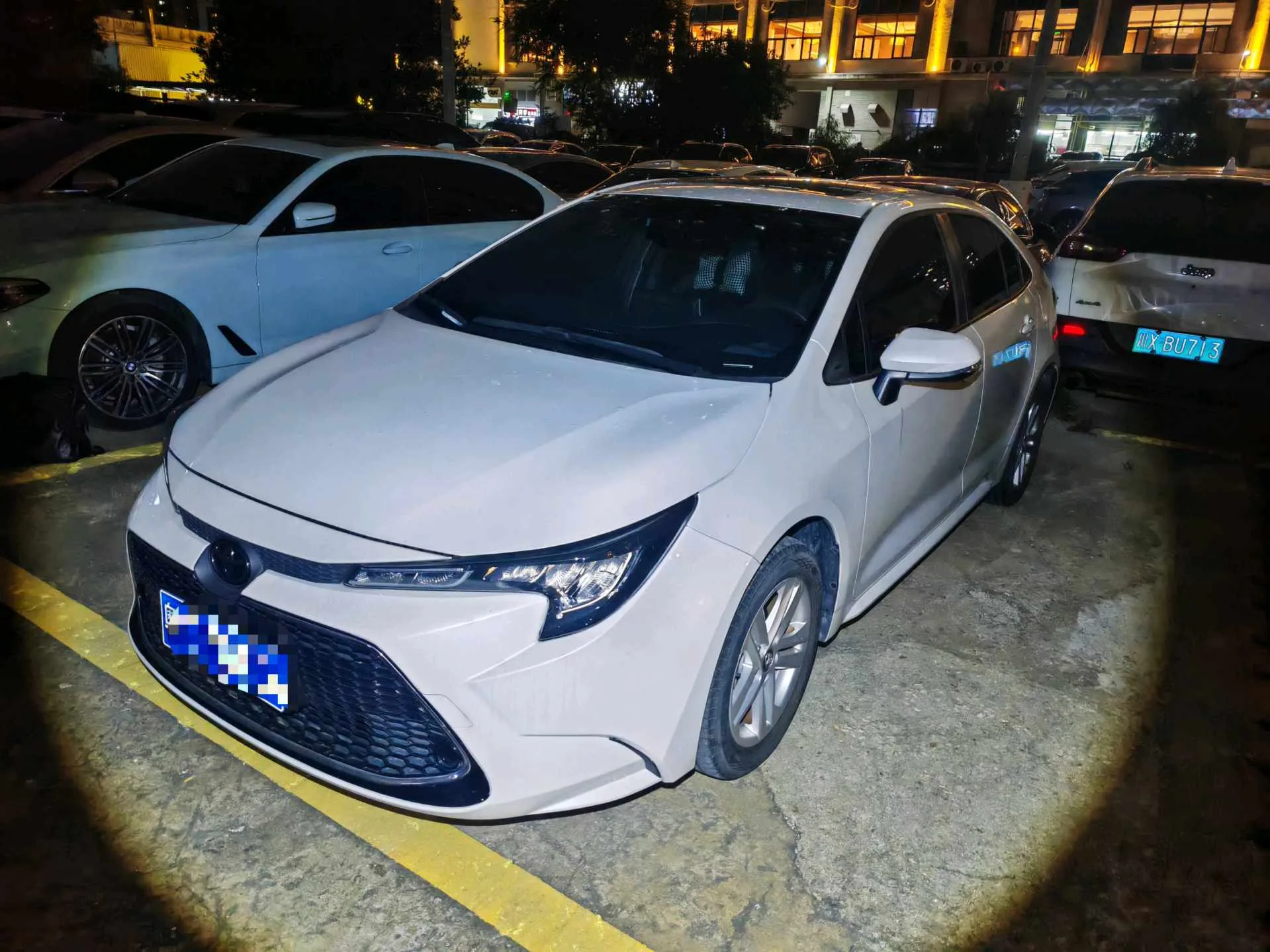 Levin 2022 185T CVT Luxury Edition