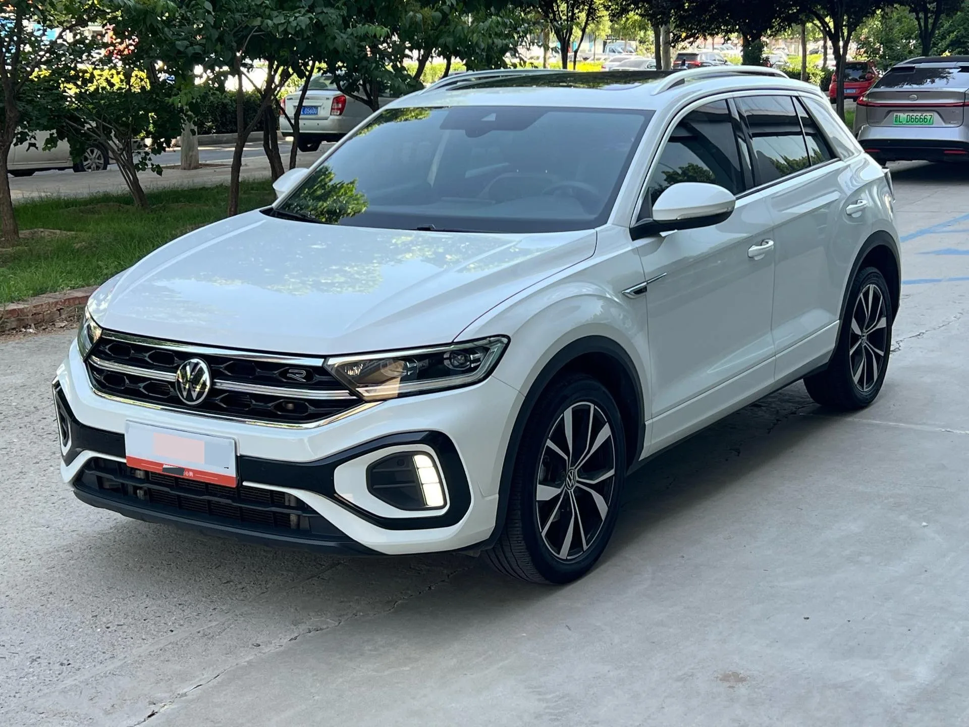 Volkswagen 2023 T-Roc 1.5TSI 300TSI 2WD Chenguang Edition Automatic