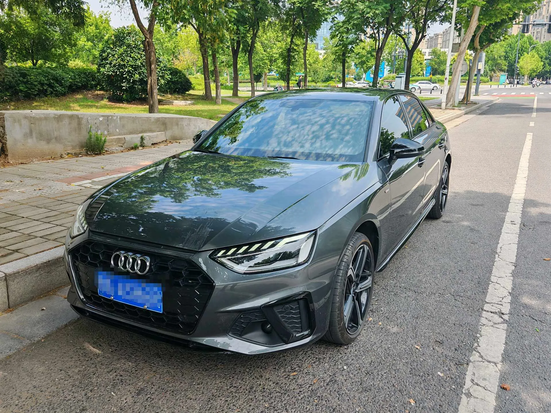 Audi 2024 A4L 2.0TFSI 40TFSI Luxury Dynamic Automatic