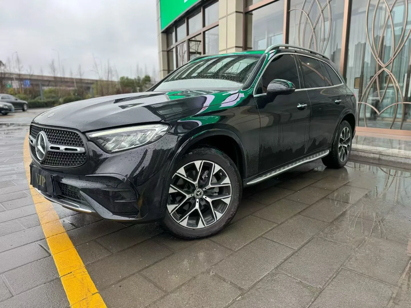 Мерседес-Бенц 2024 ГЛК 260 L 4MATIC 48 В 2,0 Т Роскошь 5-местный (подтяжка лица) Автоматический