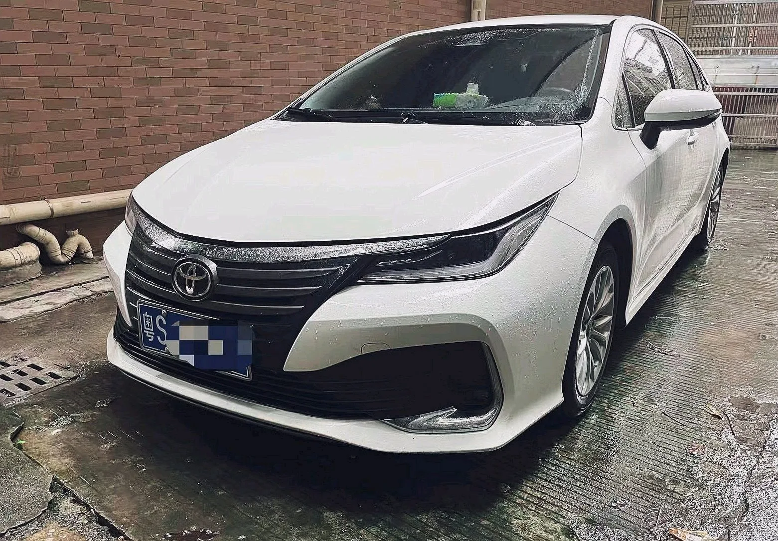 Toyota 2023 Corolla Altis 2.0 CVT Pioneer Edition Automatic
