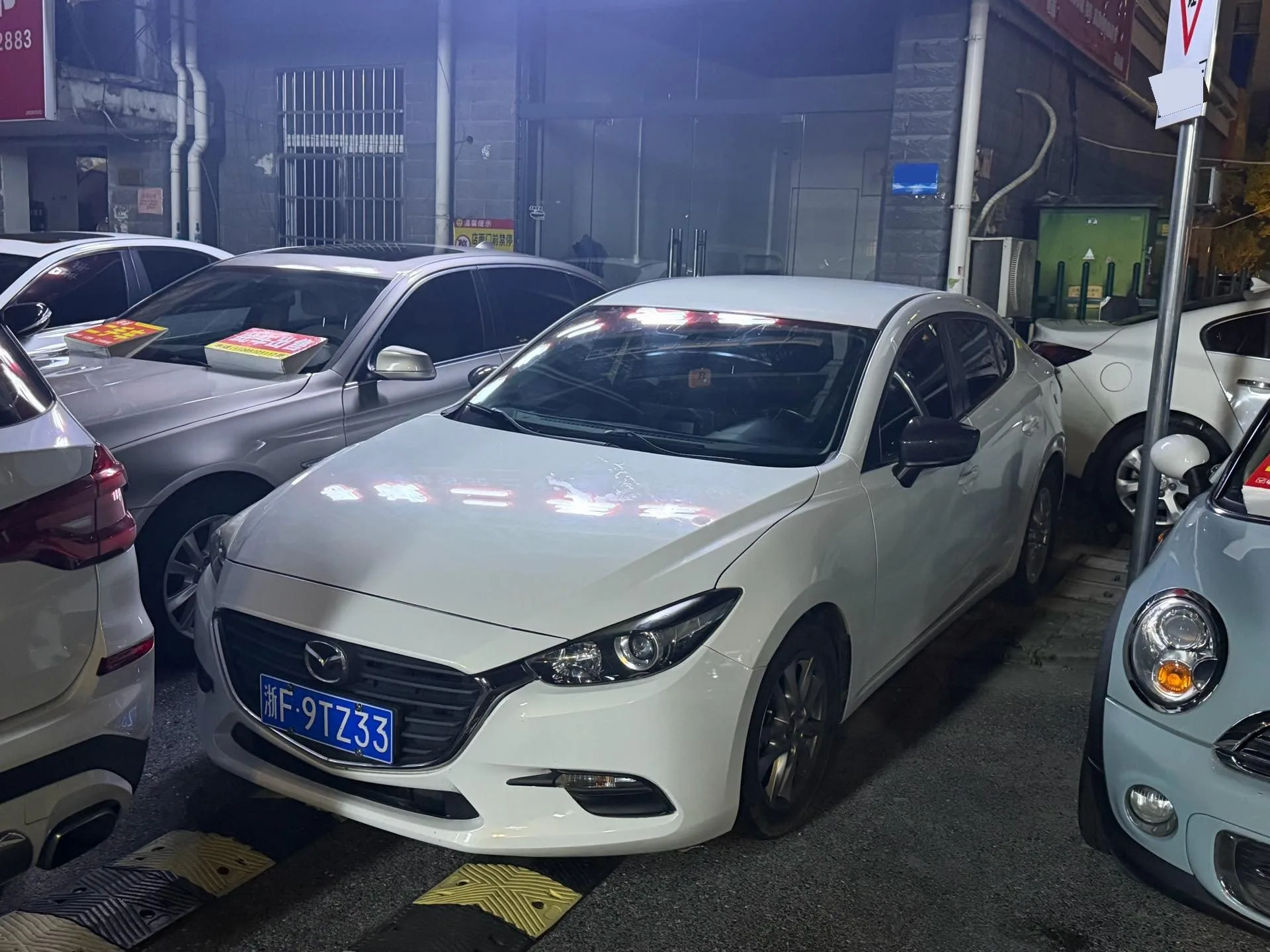 Mazda3 Axela 2017 Sedan 1.5L Automatic Comfort Model (China VI Emission Standard)