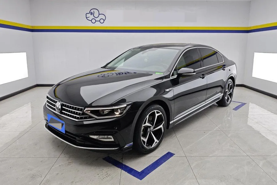 2022 Volkswagen Passat 330TSI DSG Basic Model