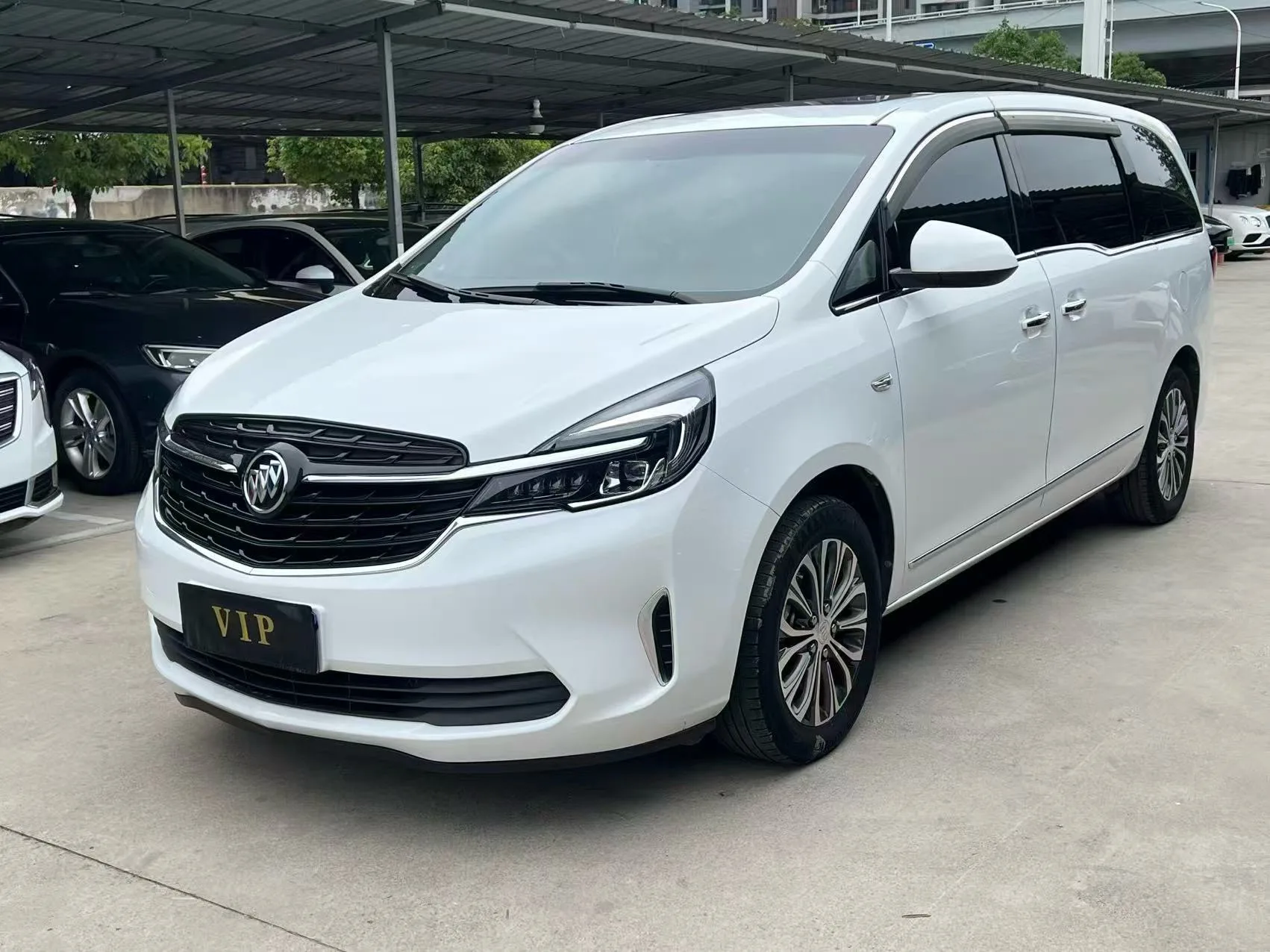 Buick GL8 2021 Land Business Class 652T Comfort