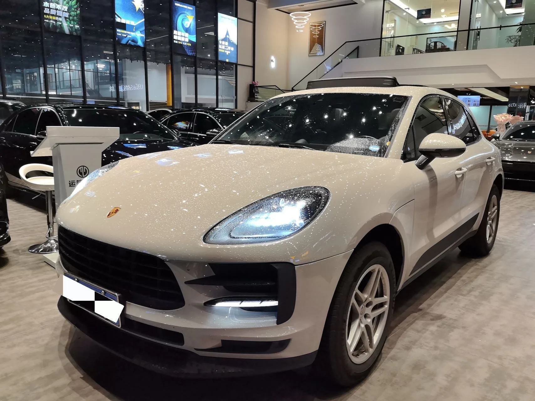 2020 Macan 2.0T